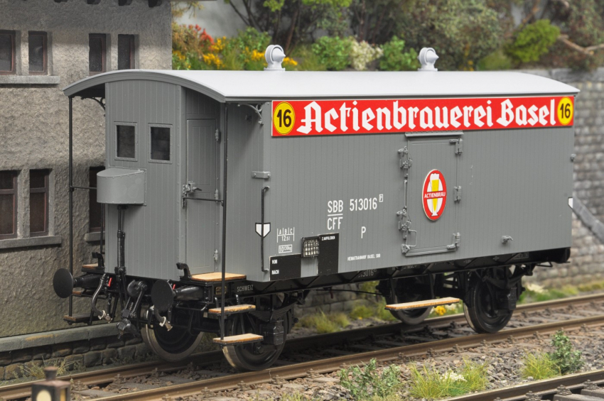 Dingler SBB Bierwagen "Aktienbrauerei Basel" mit Bremserhaus (2. Hand)