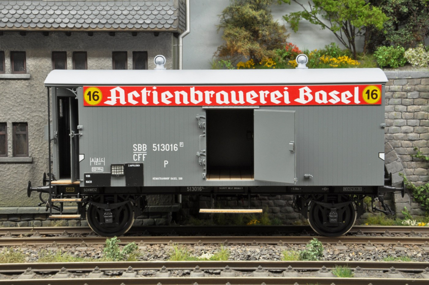 Dingler SBB Bierwagen "Aktienbrauerei Basel" mit Bremserhaus (2. Hand)