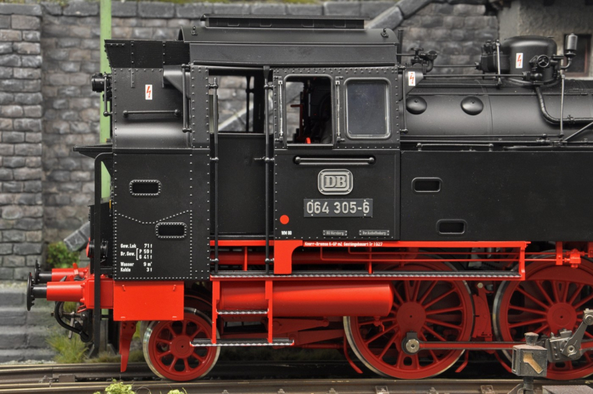 Märklin BR 064 305-6 der DB in FineScale (2. Hand)