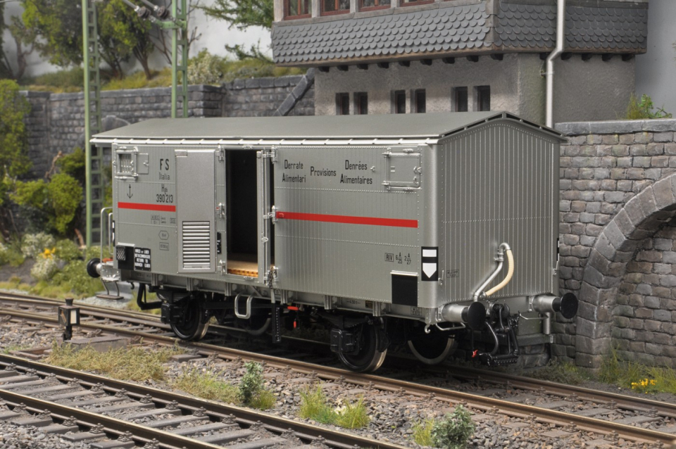 Dingler Spitzdach-Kühlwagen Hgb mit Bremserhaus der FS Neuheit