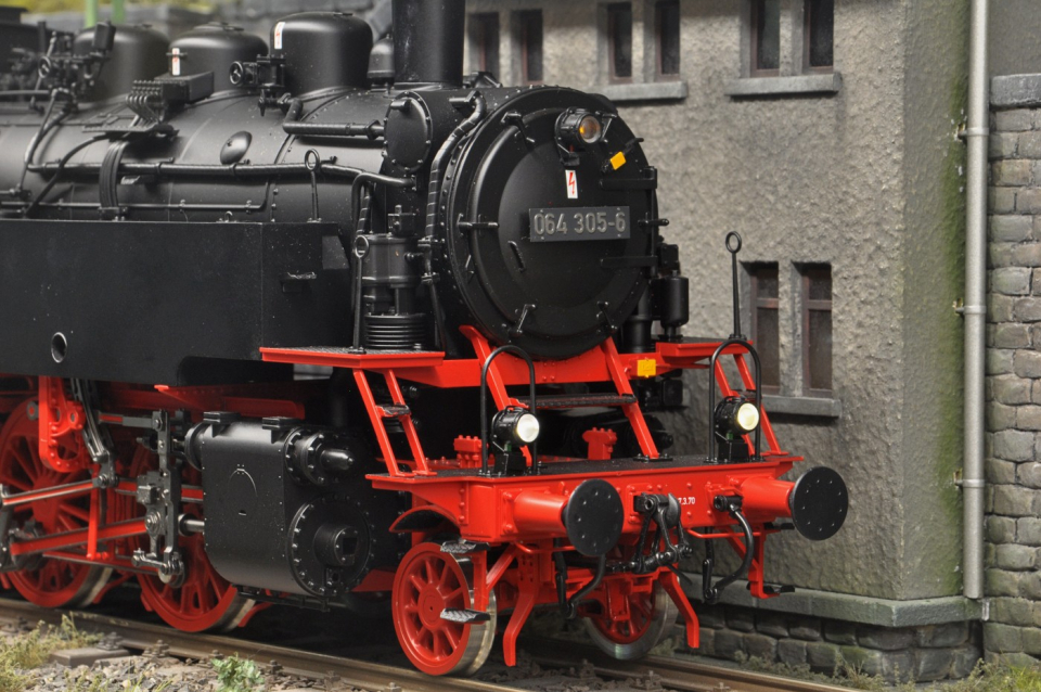 Märklin BR 064 305-6 der DB in FineScale (2. Hand)